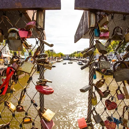 Apartment Fast Wifi, Kitchen Access Suite Maison Lux *